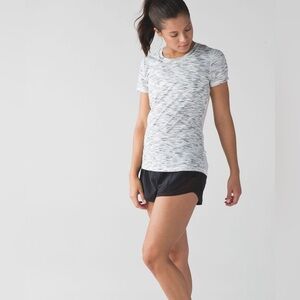 Lululemon Beat The Heat Short Sleeve Shirt - Tiger Space Dye Black White / White